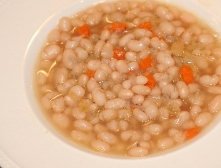 savory-navy-bean-soup_final-e1545351421861.jpg